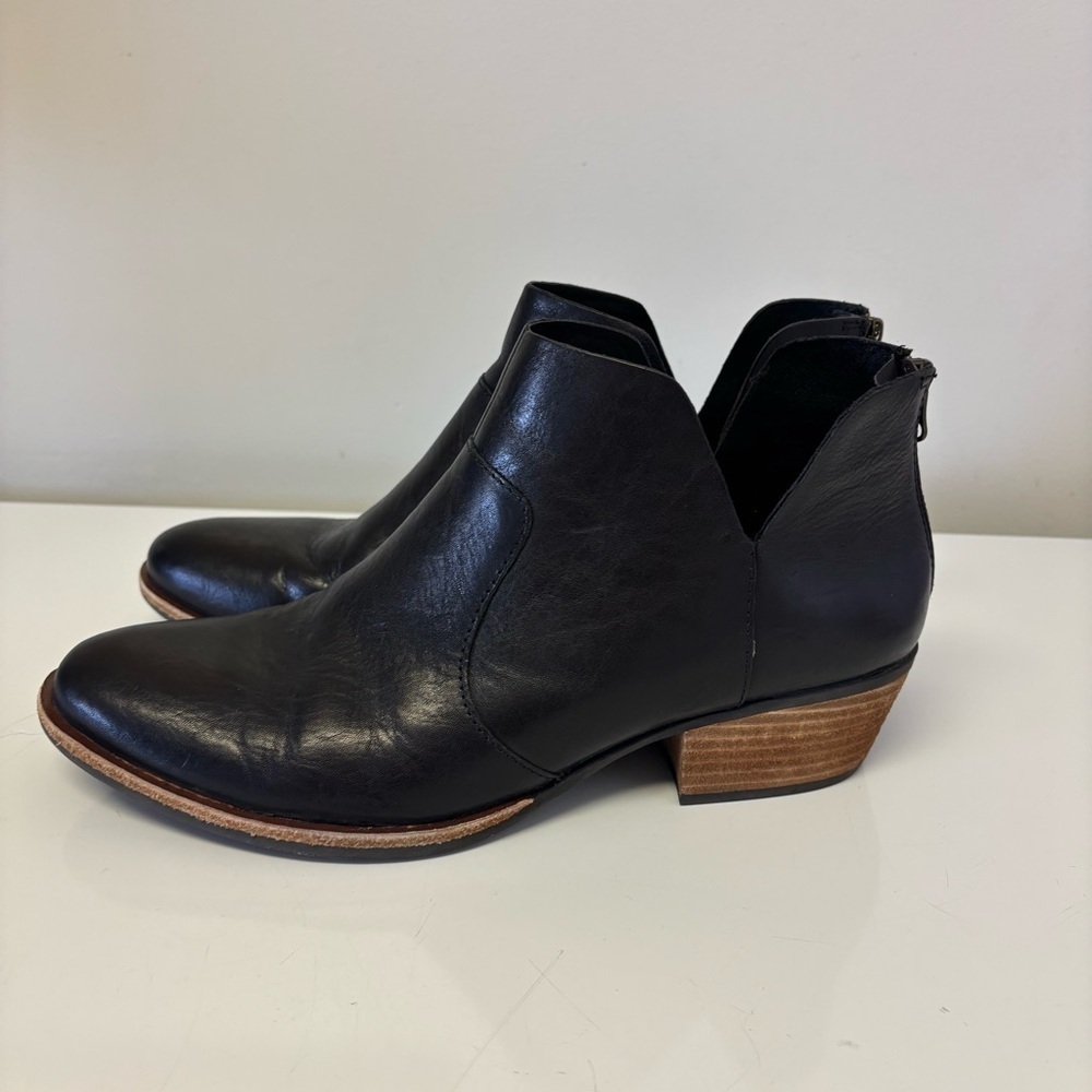 Kork Ease Leather Back Zip Ankle Boots Shoes Women’s Size 11M